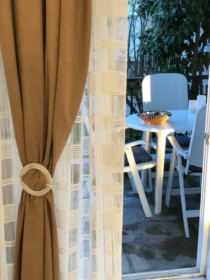 Seafront Maisonette In Fourka Bagian luar foto