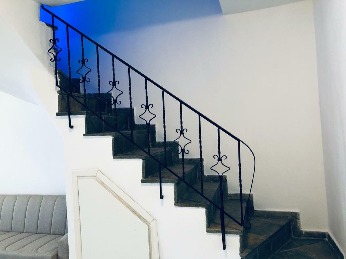 Seafront Maisonette In Fourka Bagian luar foto
