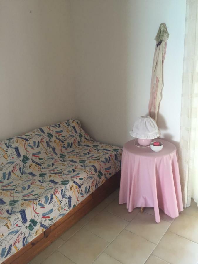 Seafront Maisonette In Fourka Bagian luar foto